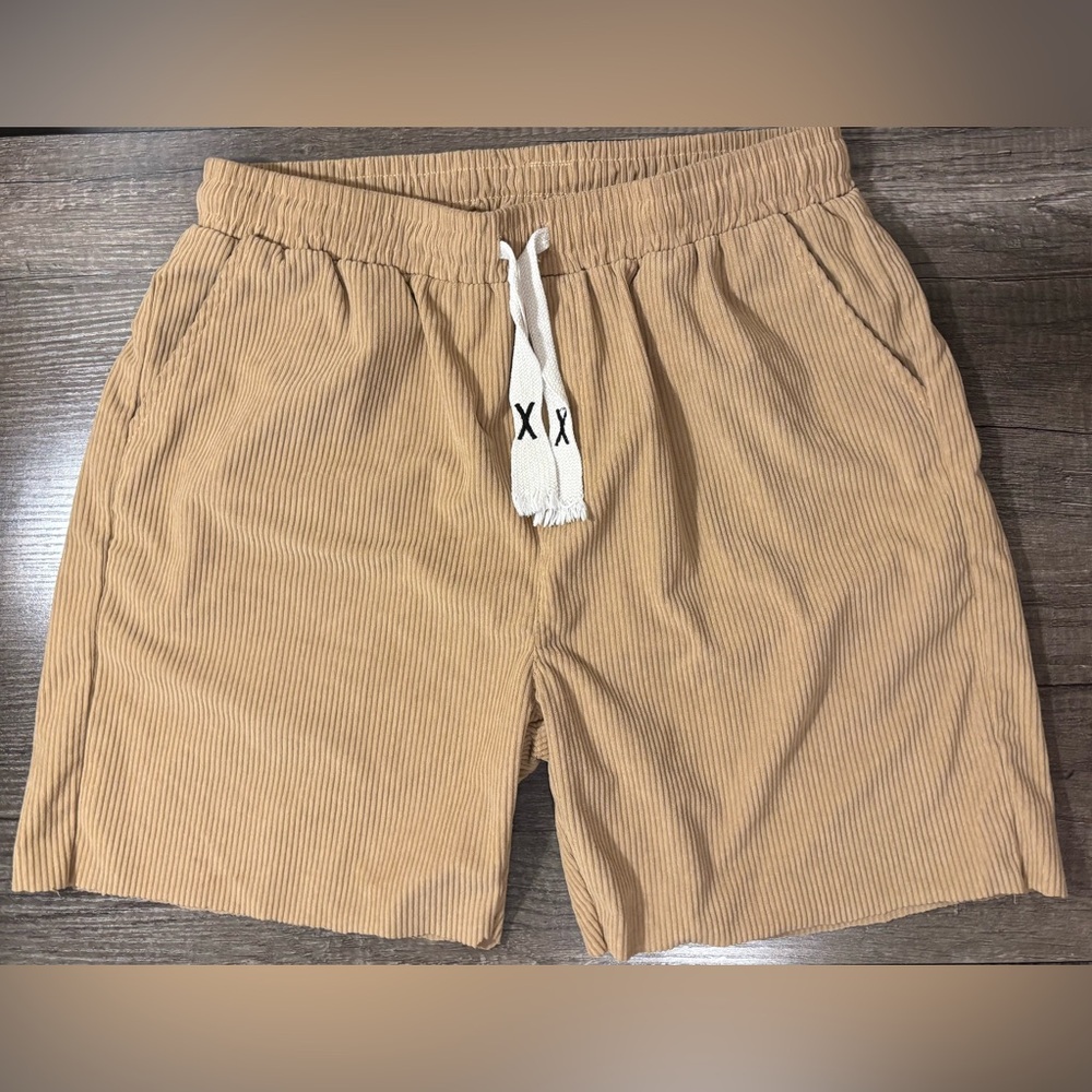 CORDUROY SHORTS- Men’s M, 6in inseam, TAN